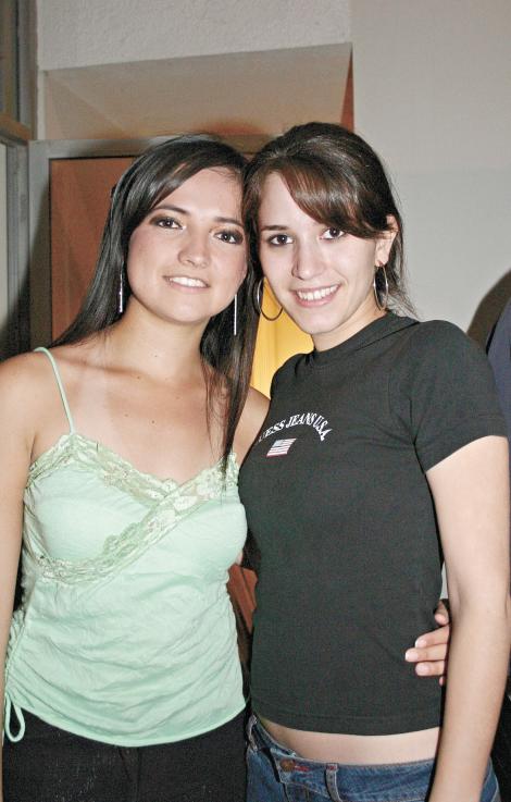 Ana Rosa Pérez y Karla Martínez