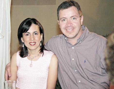 Betty Gómez y Gabriel Calvillo