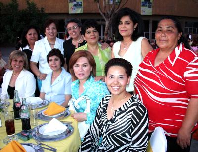 Marcela Córdova , Irasema Casas, Elsa Saavedra, Marcela Covarrubias, Raquel Gamboa, Josefina Martínez, Magdalena Uribe, Patricia Tobías y Elvira Torres.