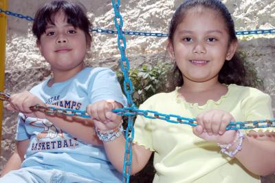 Mariana Gallegos Herrera y Fátima Rodríguez López.