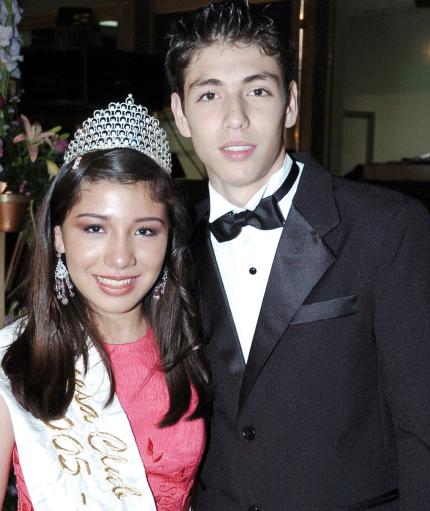 01 de junio 2005
El título de princesa se lo llevó Daniela Contreras Díaz, que fue acompañada por Guillermo Dávila.