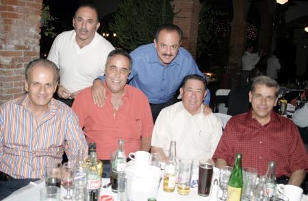 Jacobo Batarse, Santiago Gómez, Florentino Rivero, Ricardo Juan Marcos, Alberto Marcos y Arturo Batarse.