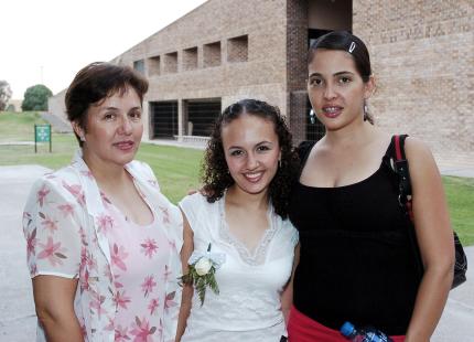 Alejandra Cabral, Gynna de la Garza y Ela Izaguirre..