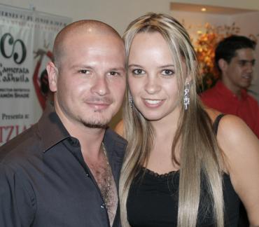 Sergio Aguiñaga y Alejandra Reed.