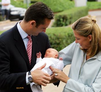 Tras el nacimiento de su pequeña hija Irene, los Duques de Palma no caben de orgullo, y lo aseguran, mostrando al mundo a su hija.