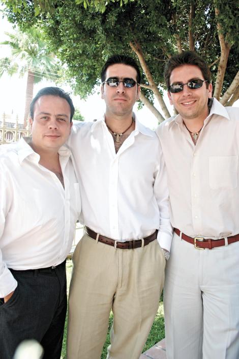 Gustavo Torres, Jorge González Colsa y Oscar Bredée Treviño