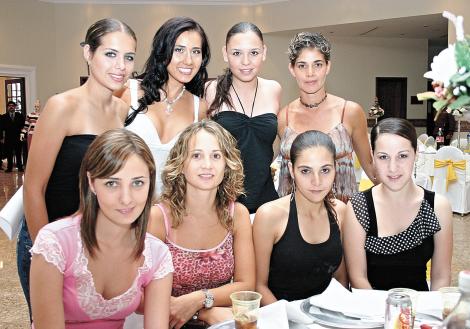 Anabel Alegre, Gaby Herrera, Marcela Lavín, Sandra Peláez, Marcela Albéniz, Karla Dabdoub, Gachi Madrazo y Ana Cris Jiménez