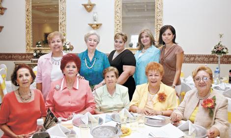 Josefina Loaeza, Lucha Espino, Olivia R. de Medina, Nena de la Rosa Hernández, Lupe Campuzano, Raquel Porras, Elia Zarzoza de Gálvez, Gaby Garza de Hernández, Sandra Hernández y Diana de Hernández