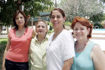 Melly B. de Jaime, Alma Tafoya de González, Romelia Rosales Noriega e Imelda Hernández, captadas recientemente.