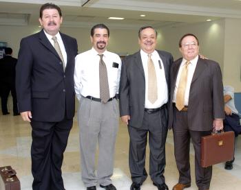 Roberto Rodríguez, Victor Alducín, Alejandro Gurza y Nicolás Papadópoulos viajaron al DF.