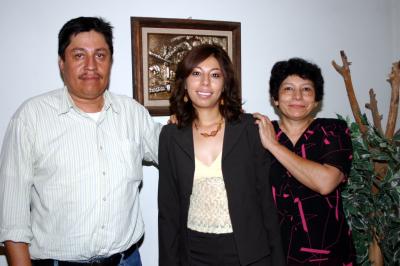 José López, Arely López y Libertad Rodríguez.