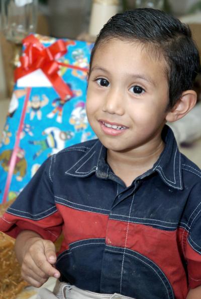 15 de junio
Sebastián Álvarez Murillo celebró su tercer cumpleaños, con una merienda que le organizaron sus papás.