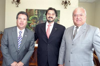 Javier Bartoluchi, Francisco Santoyo y Luis Enrique Hernández.