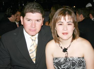 Fernando Ruiz y Nancy de Ruiz.