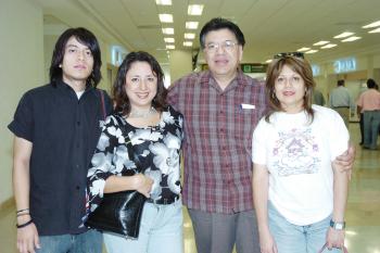 José Luis, Imanol, Edna y Xóchilt Membrillo viajaron con destino a Miami.