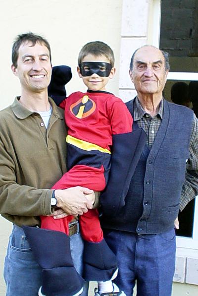 Jaime González Navarro, Jaime  González Veyán y Jaime González Hernández, forman tres generaciones.