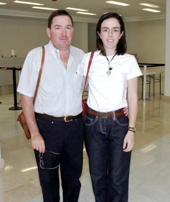 Carlos Treviño y Miriam Tricio viajaron al Distrito Federal.