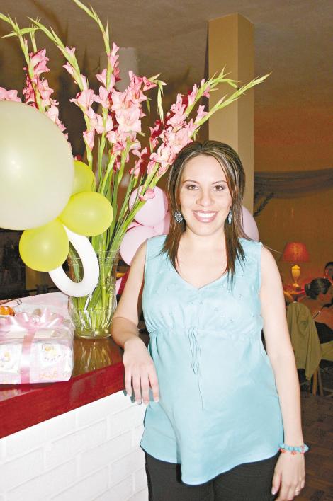 Fiesta Pre mamá
Valeria Martínez de Menéndez