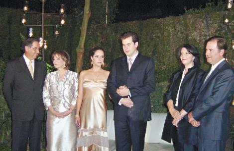 Alberto Plancarte Gámez, Patricia Welsh de Plancarte, los novios Adriana y Mario, Cristina Rivero de Treviño y Mario Treviño Botti