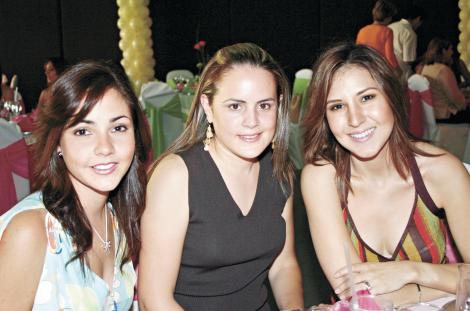 Dora Alicia Flores, Brenda Baille de Villalobos y Any Godina de Mexsen