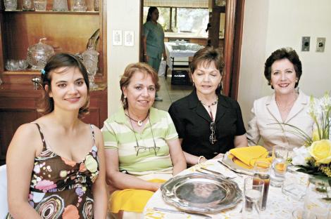 Ana Isabel Fernández Sirgo, Rosa Alicia Valdés Prida, Angelina Garza de Madero y Cristina Sirgo de Fernández Aguirre