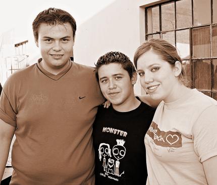 Roberto Carlos Rangel,  Paloma y Gabriel Ibarra.