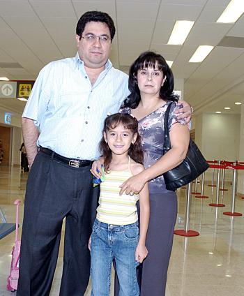 Jesús, Patricia y Linda viajaron a la Ciudad de México.