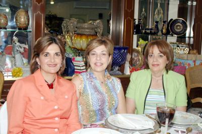 30 de junio 
Sandra de Faccuseh, Gloria de García y Graciela de Álvarez.