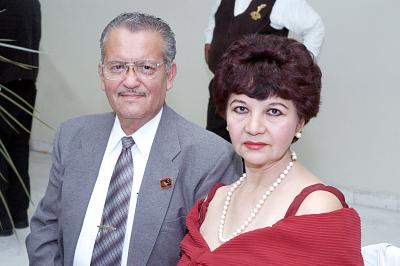 Jesús y Mary Carmen.