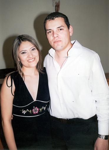 Alejandra Martínez y Efrén Cázares Olvera.