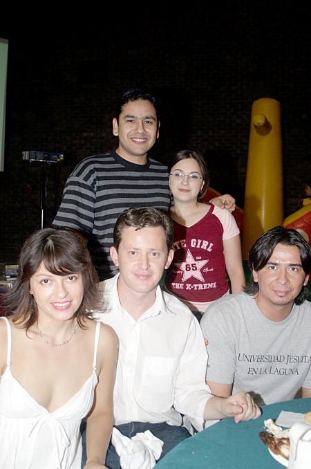 Karina Carrasco, César Atiyeh, Beto Rubio, Lucía Jaime Siller y Julio César Correa Cantú.