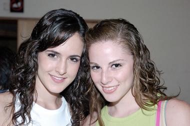 Lucía Sáenz y Estefy Leal.