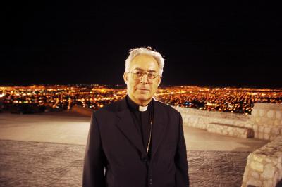 En el cerro de las Noas se organizó una cena para festejar el 40 aniversario de la ordenación episcopal del Obispo de Torreón, don Guadalupe Galván Galindo.