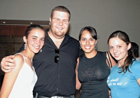 Pilar González, Jorge Giacomán, Sofía Abusaid y Tony Sosa