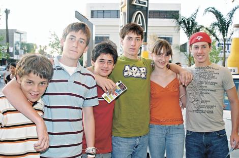 Ricardo Martín, José Pablo Martín, Esteban Villarreal, Isabel Martín, Javier y Alejandro Villarreal