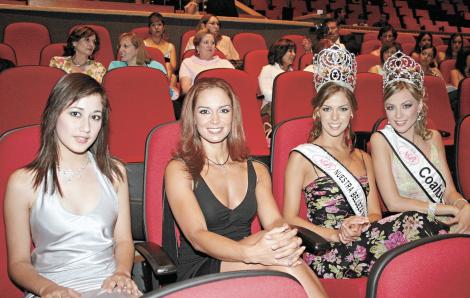 Yamil Olague Betancourt, Reina de belleza internacional; Lupita Jones, Miss Universo 1991 y directora general del concurso Nuestra Belleza México; Laura Elizondo, Nuestra Belleza México 2005 y Melissa Cantu, Nuestra Belleza Coahuila 2004