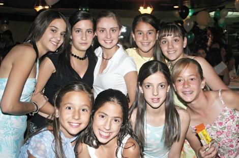 Martha Castrellón, Ana Isabel Pérez, María Cuellar, Candy Garrido, Luisa Villarreal, Areli Nahle, Daniela Díaz de León, Yolanda Murra y Paulina Teele