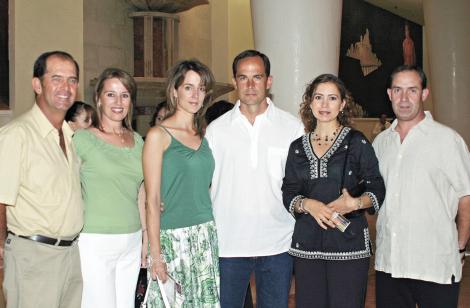 Carlos Villarreal, Pilar Tricio de Villarreal, Ana Carmen Tricio de Sesma, Ernesto Sesma, Arali de Gil y Florencio Gil