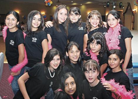 Graduación Colegio Montessori
Andrea Aguirre, Andrea Ramírez, Rocío Martínez, Mariel González, Regina Arras, Andrea Corona, Mariana Díaz, Aída Taúl, Andrea Lozoya, Andrea Maldonado, Andrea Luna y Lorena Tumoine