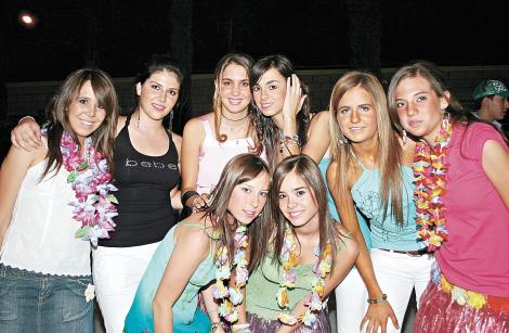 Ana, Abi, Arantza, Montse, Paola, Paulina, Luisa y Andrea