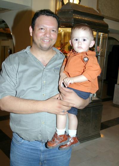 Jair y Emilio Urueta.