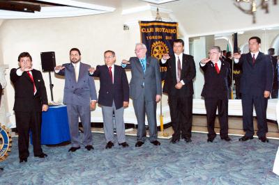 10 de julio 2005
Nuevos integrantes de la mesa directiva que tomaron protesta.