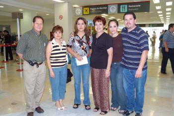 Gustavo Mares, Susana Herrera, Martha Ibarra, Pamela Ruiz, Ricardo Ruiz y Elizabeth Trujillo viajaron al DF.