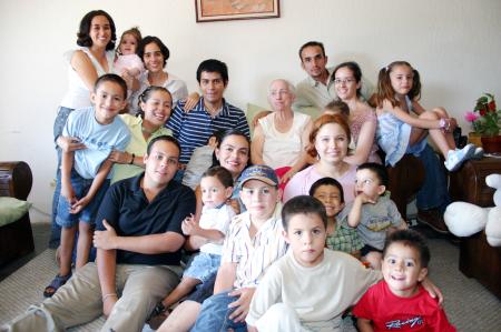 Familias Rojas Valdés, Hoyuela Ruvalcaba, Jiménez Ruvalcaba, Quezadas Valdés, Quezadas Navejas, Valdés Martínez, Ruvalcaba Valdés, Valdés Herrera y Valdés Hoyuela.