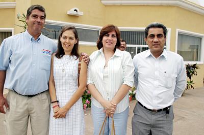 Edilberto Zúñiga, Mayela de Zúñiga, Georgina y Gerardo González.