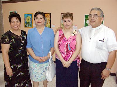 Nena de Ramos, Paty Ramos, Vero Soto y Tony Ramos.