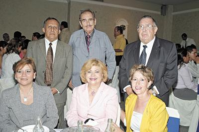 Minerva Lozada, Teresa Venegas, Gabriela Soto, José Villalobos, Enrique Riquelme y Fernando Rangel.