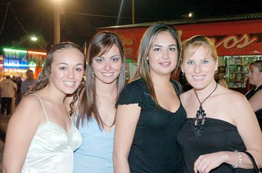 Ella de la Garza, Martha Jaidar, Sonia García y Samanta Cantú.