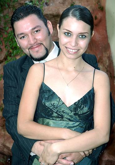 22 de julio
Saúl Ramírez Escobedo y Susana Marcela Vargas hoy unirán sus vidas en el sacramento del matrimonio.