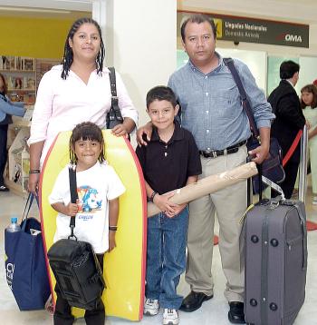 Alfredo Emiliano y familia.